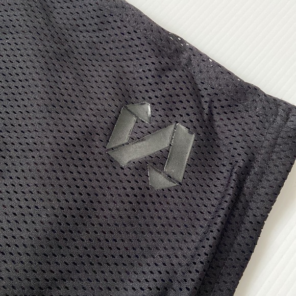 Mesh shorts - Picture 2 of 5